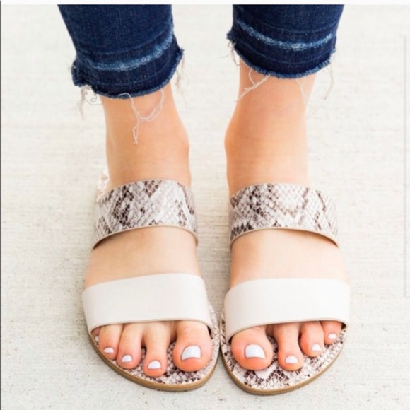 Snake Print Double Strap Sandals 💕 - Picture 6 of 6